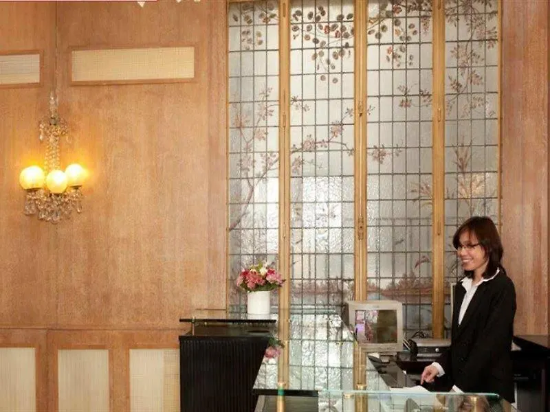 Western Ronceray Opera 3* Париж