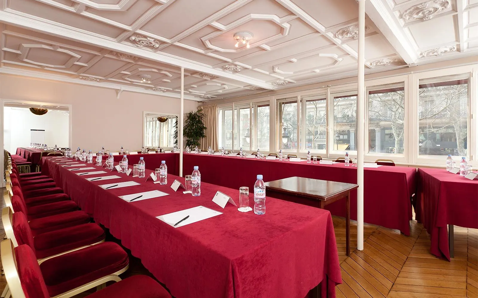 Western Ronceray Opera 3* Париж