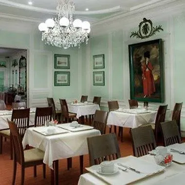 Отель Western Ronceray Opera 3*