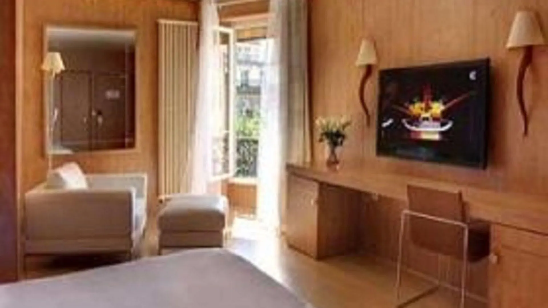 Hotel Western Ronceray Opera Paris