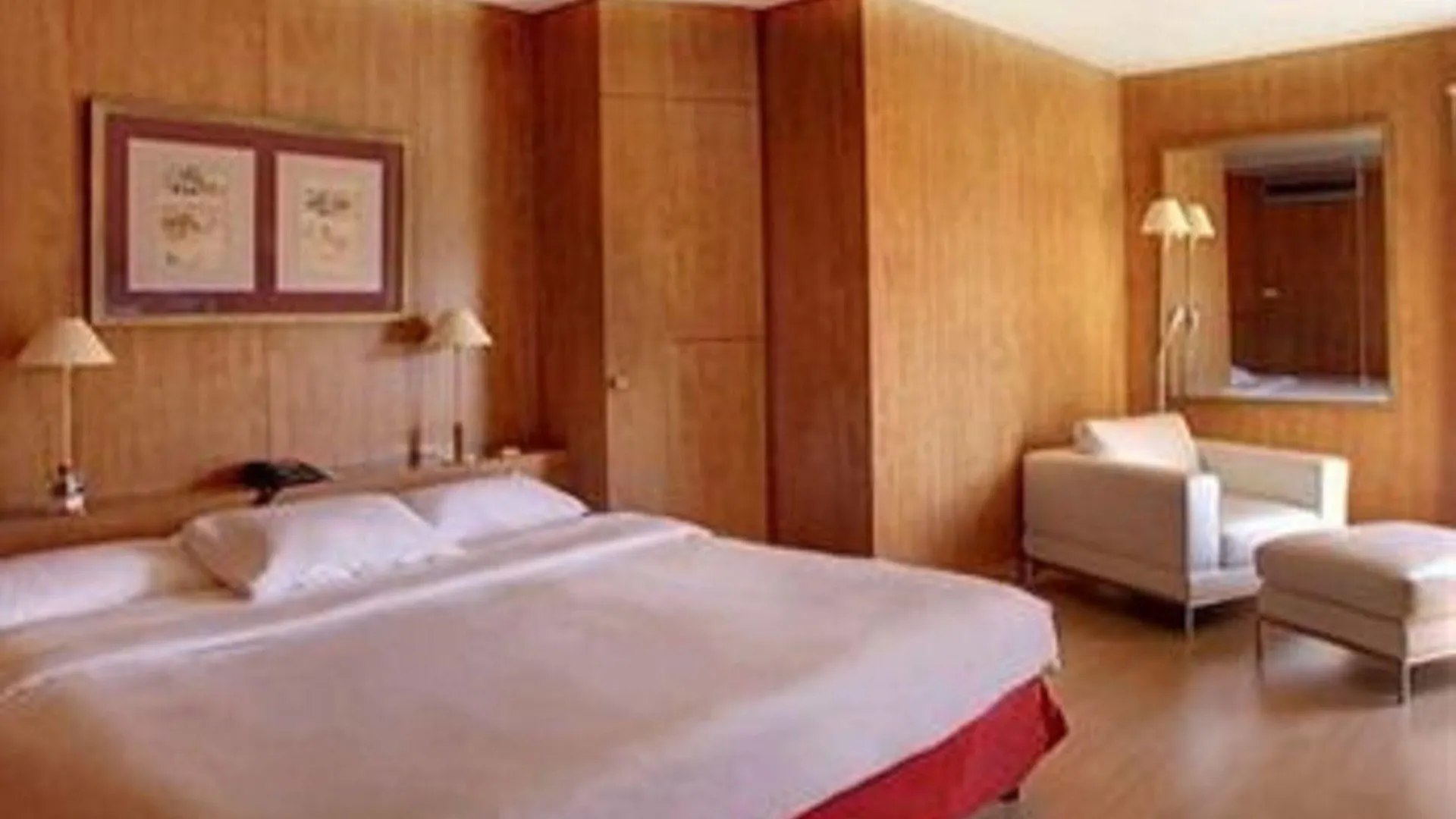 Western Ronceray Opera Hotel Paris